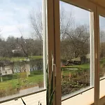 3 Bedroom Awesome In *