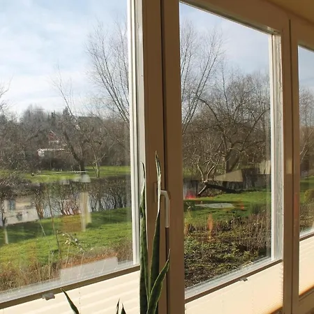 3 Bedroom Awesome In *