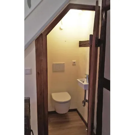 Prázdninový dům 3 Bedroom Awesome In *