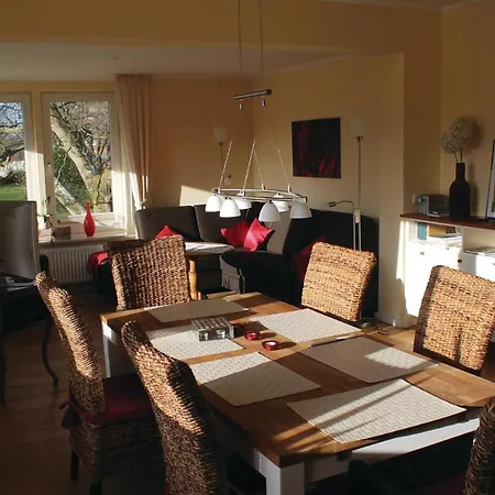 3 Bedroom Awesome In Lutterbek