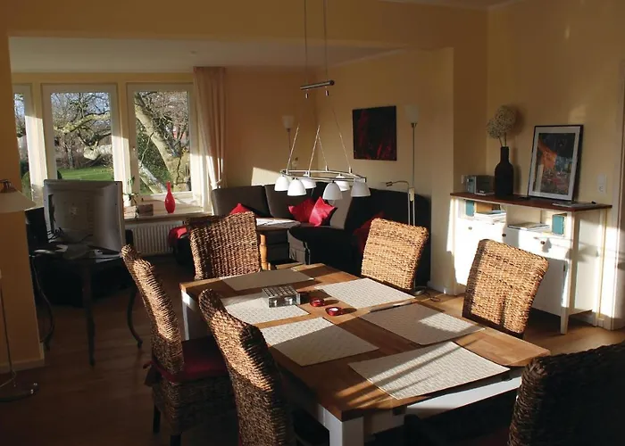 3 Bedroom Awesome In Lutterbek